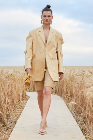 Look 8