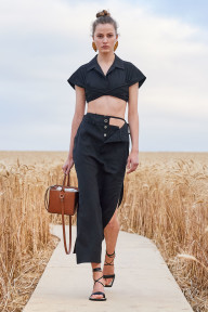 Look 10