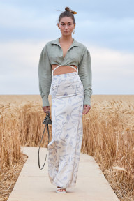Look 25