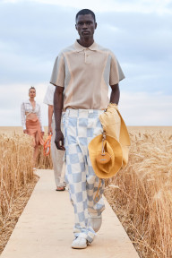 Look 29