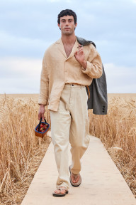 Look 44