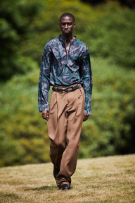 Look 3