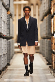 Look 10