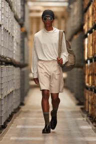 Look 15