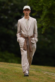 Look 32