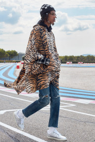 Look 19