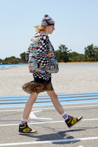 Look 32