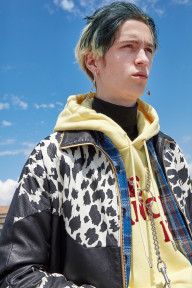 Look 60