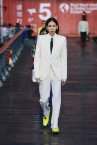 Look 1