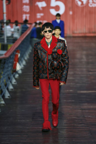 Look 50