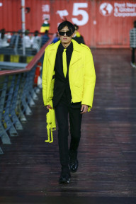Look 37