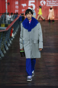 Look 19
