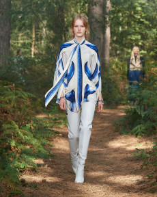 Look 4