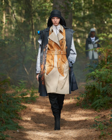 Look 30