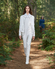 Look 49