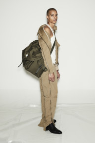 Look 19