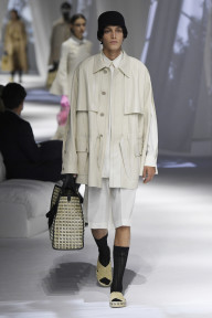 Look 19