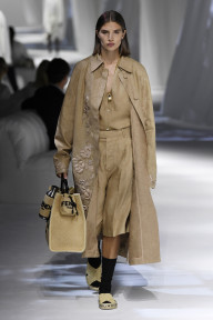 Look 22