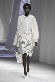 Look 24