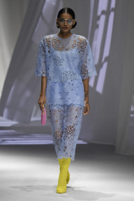 Look 25