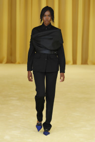 Look 32