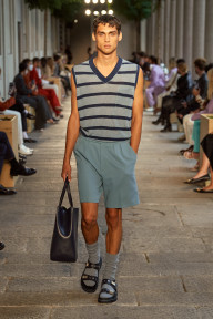 Look 11