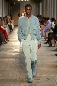 Look 15