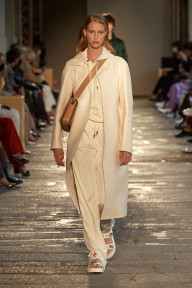 Look 28