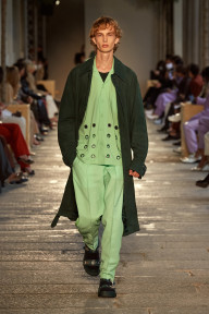 Look 32