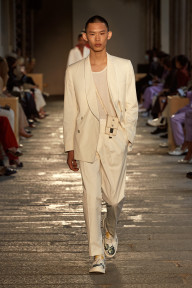 Look 50