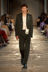 Look 64