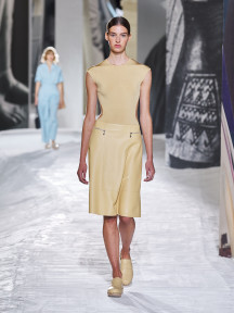 Look 1