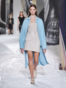 Look 7