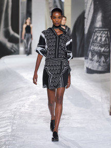 Look 11