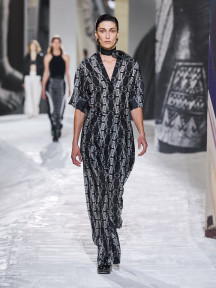 Look 12
