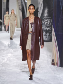 Look 27