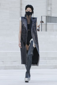 Look 7