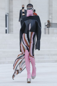 Look 8