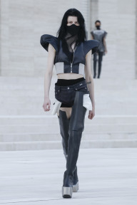 Look 13