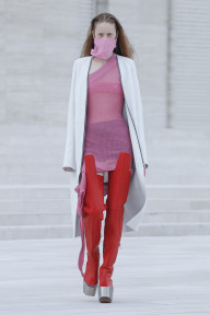 Look 18