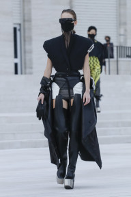 Look 22