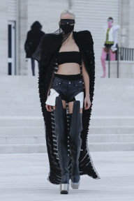 Look 26