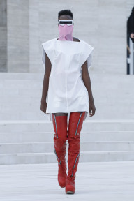 Look 32