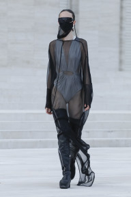 Look 37