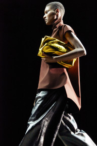 Look 10