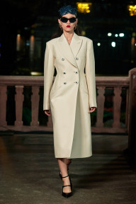 Look 12