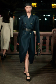 Look 13