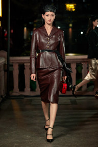 Look 15