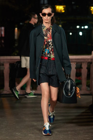 Look 38