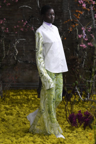 Look 8